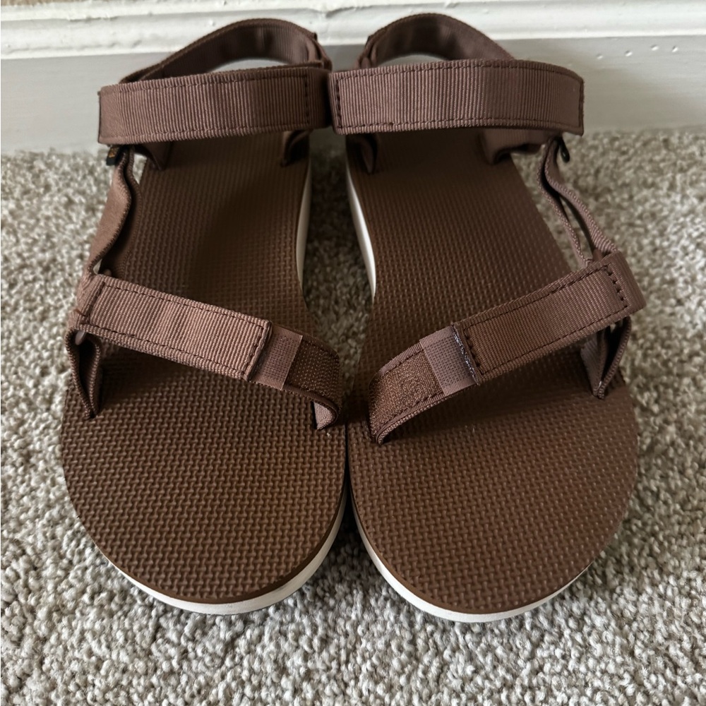 Teva Hiking Sandals Women’s Size 10 Brown • Casual Outdoor